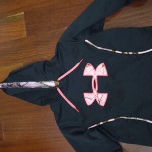 Under armour women black hoodie medium